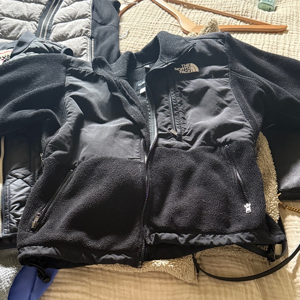 The North Face Black Full-Zip Fleece Jacket
